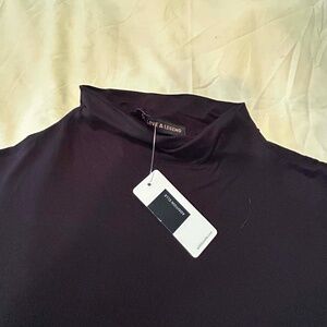 T-SHIRT, SHORT SLEEVE, BLACK, SIZE 4X, MADE IN CANADA!, VEE NECK, SOFT KNIT,